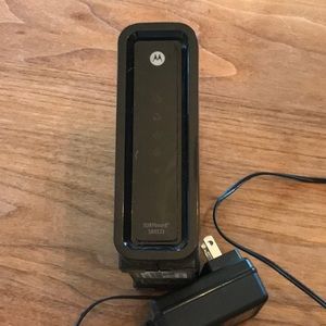 Motorola SURFboard SB6121 modem